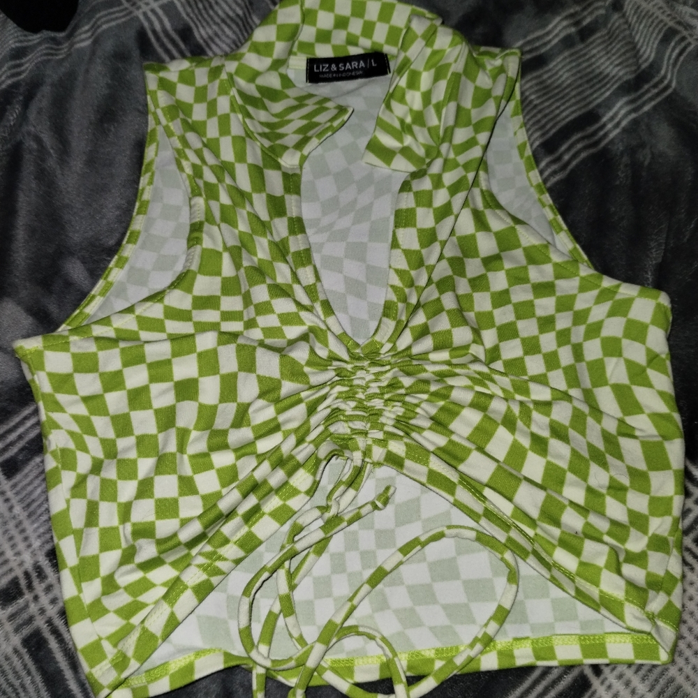 Crop top